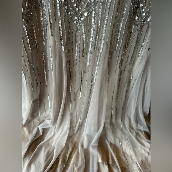NWT Adrianna Papell silver beaded gown - Picture 7 of 12